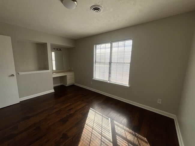 Photo - 30 Brianfield Cv Unidad C