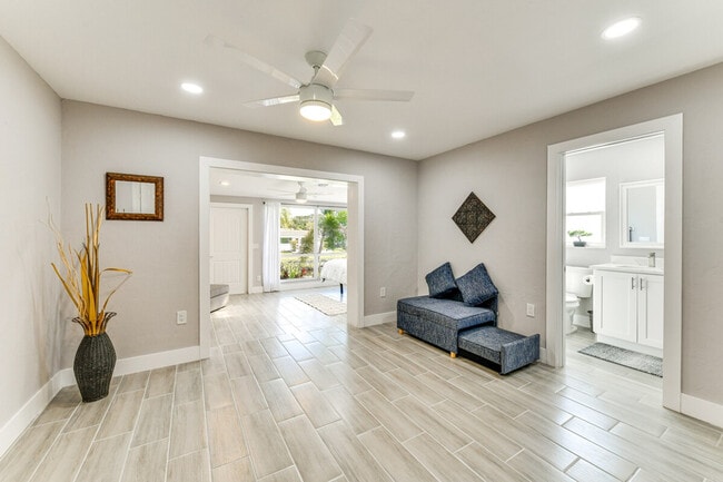 Photo - 2473 Yorkshire Dr Unit ID1386109P