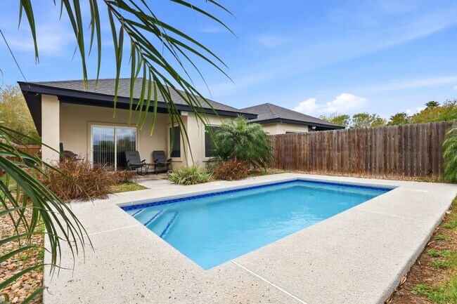 Photo - 1809 Pease St