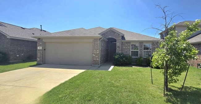 Photo - 1350 Acmite Ave House