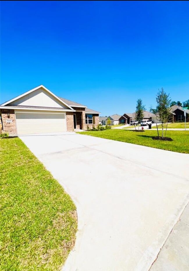 Building Photo - 22445 Mountain Pne Dr