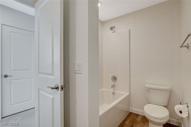 Photo - 3354 Via Strada St