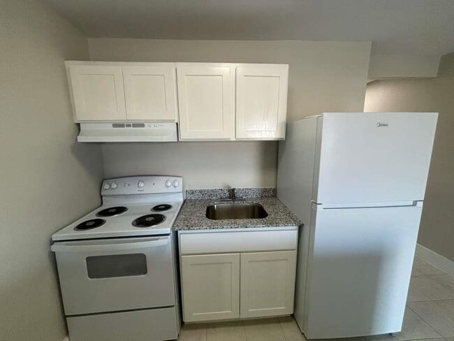 Photo - 1303 Philadelphia St Unidad 5