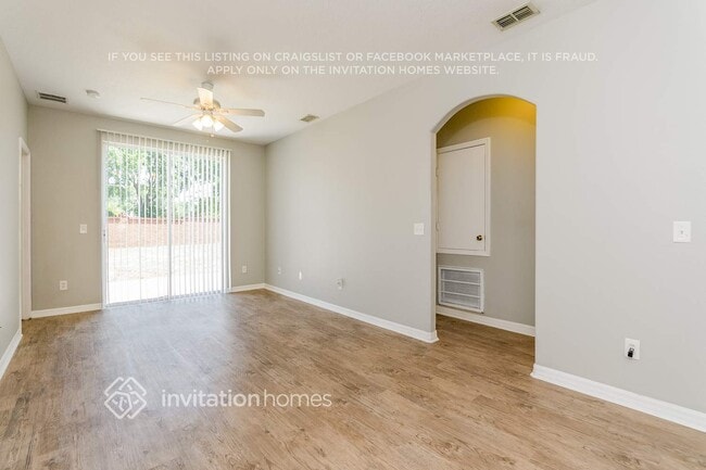 Photo - 507 Madina Cir