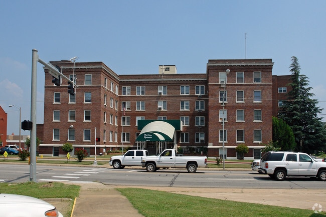 Midtown Apartments