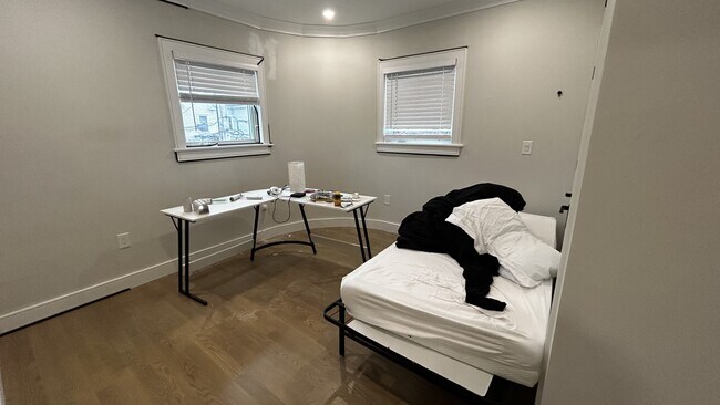 Photo - 12 Reedsdale St