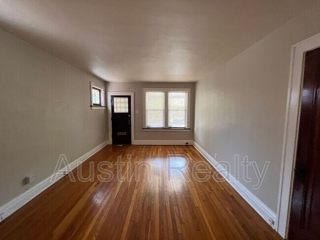 Photo - 5009 Mardel Ave Unit 1f