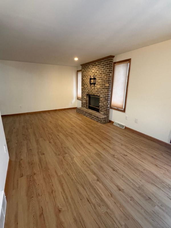 Photo - 142 Northwood Dr