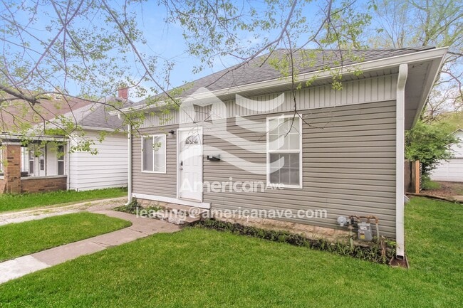 Photo - 1318 N Warman Ave