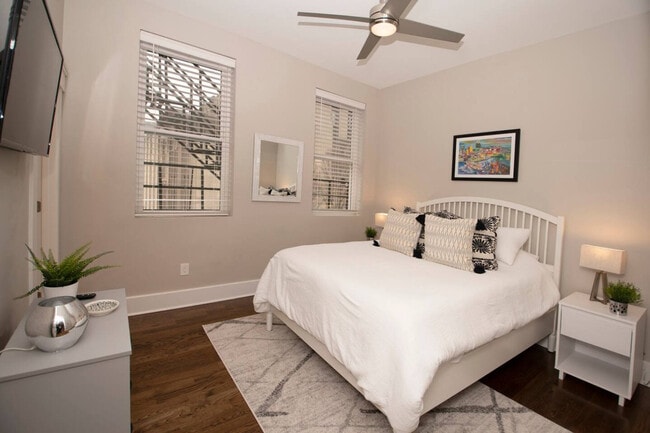 333 E 8th St Unit SI ID1624837P