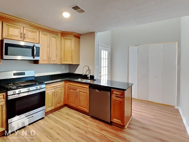Photo - 1380 Paddocks Way