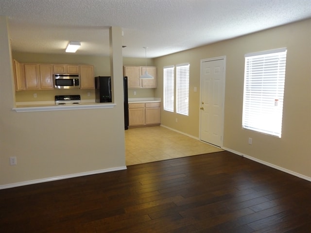 Photo - 4301 Meadowknoll Dr