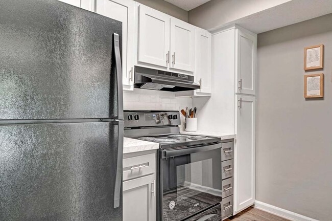 Photo - Triangle Place