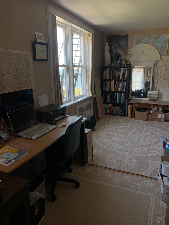 36 Hamilton Ave Condo Unit 4H Condo for Rent in Staten Island, NY