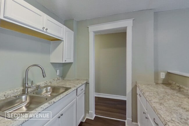 Photo - 2114 Greenwood Ave