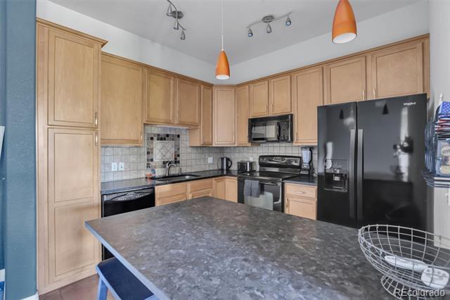 Photo - 209 Quebec St Unit I