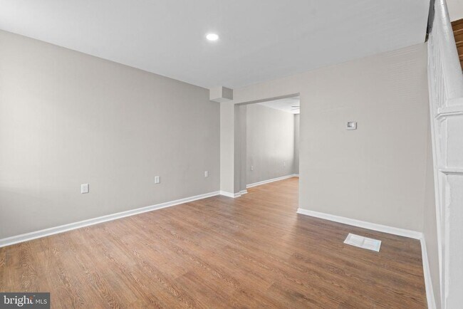 Photo - 3427 Ravenwood Ave