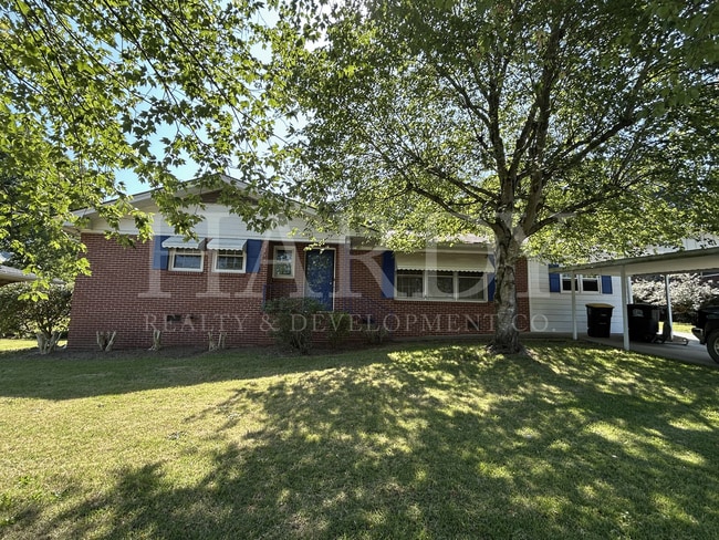 Building Photo - 2703 Lakeridge Cir NW Unit 109 Chief Vann Dr