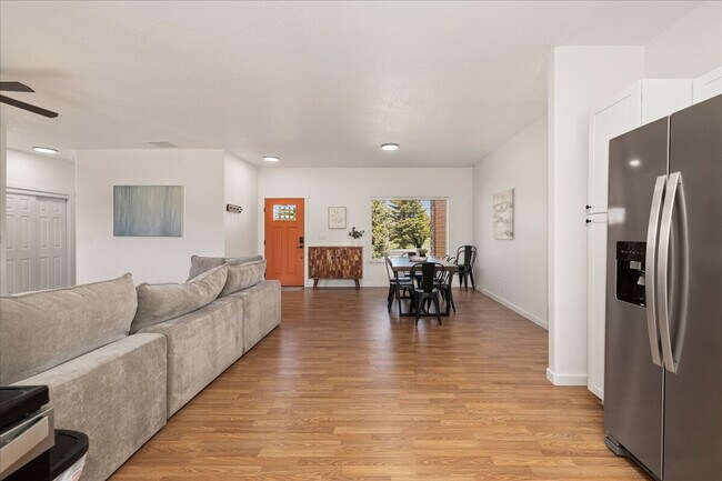 Photo - 30 Charters Cir Unit SI ID1523578P