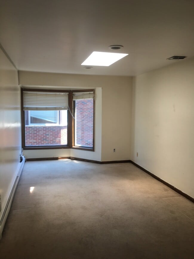 Photo - 350 E Harriet Ave Unit 2