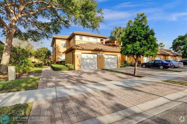 Building Photo - 8106 NW 128th Ln Rental