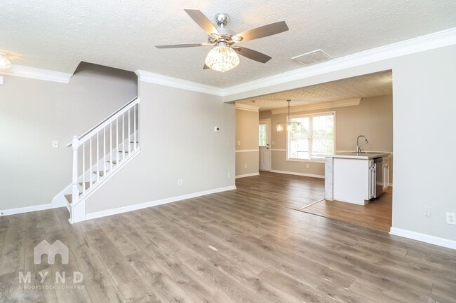 Photo - 3828 Leyland Dr