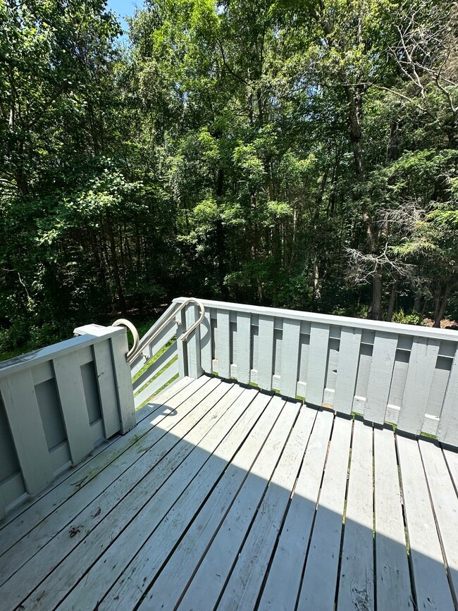 Photo - 70 Pond Meadow Rd