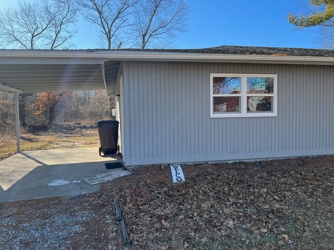 Photo - 2504 E Oakbrook Dr Unit 2504 E Oakbrook Dr Apt A