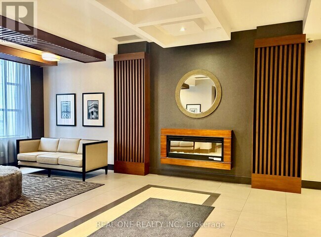 Photo - 150 Main St W Unit 808