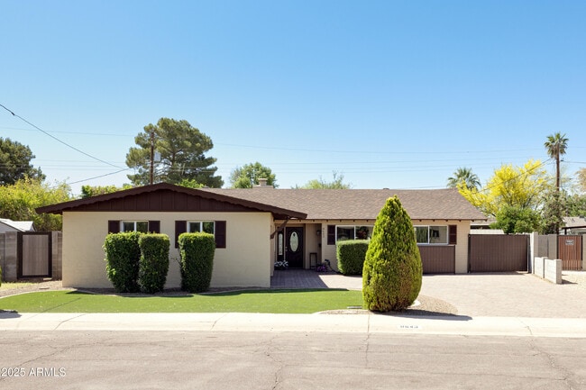 Photo - 8643 E Palo Verde Dr