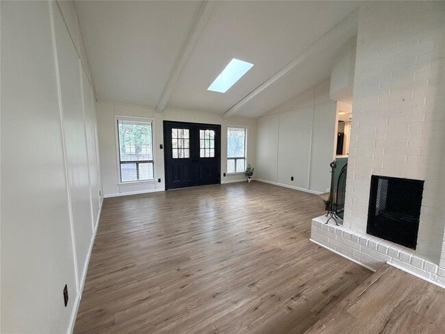 Photo - 115 Spanish Oak Cir