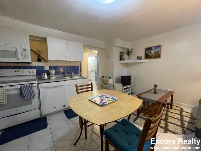 Building Photo - 56 Hobson St Unit I