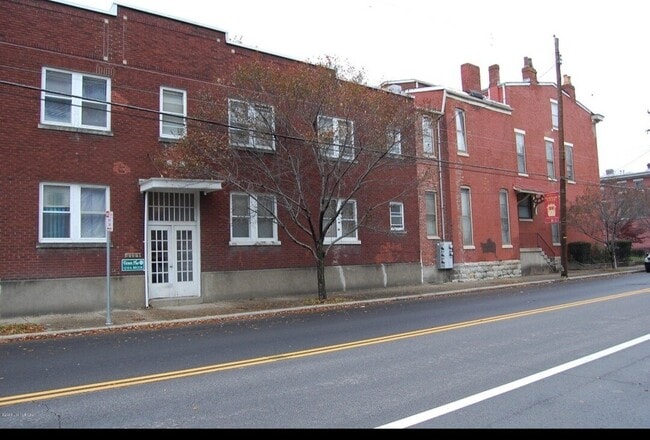 Photo - 1210 S Brook St Unit Apt 3