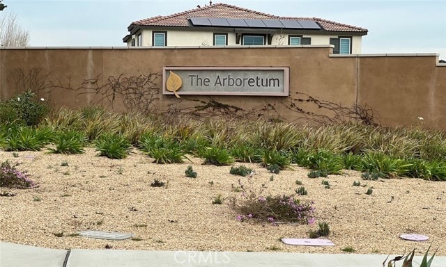 Photo - 16746 Mistletoe Ln