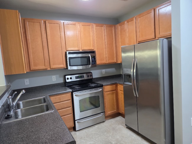 Photo - 923 Windcastle Ln Unit 311