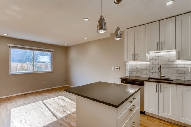 Photo - Charming Downtown Boulder Unit Steps from Pearl Street-Available August 1!