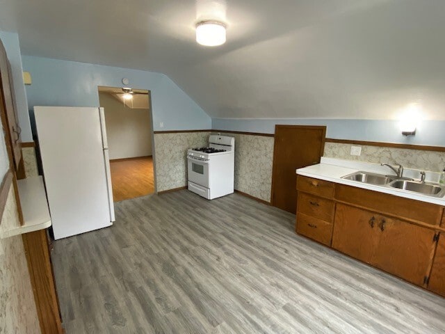 Photo - 3771 E Squire Ave Unit Upper