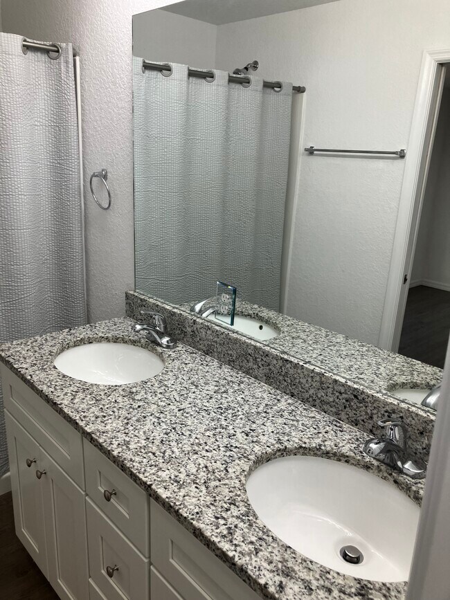 Photo - 35 Malauka Cir Ln