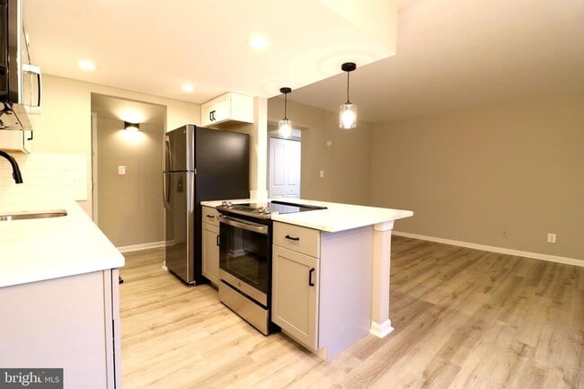 Photo - 2249 Castle Rock Square Unit 11C