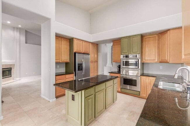 Photo - "Discover Your Dream Oasis: Spacious 4-Bedroom Retreat in Scottsdale's Paradise Drive!"