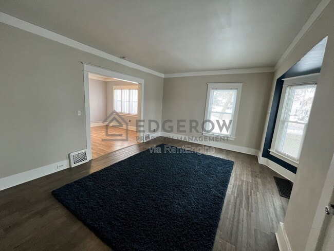 Photo - 719 Stocking Ave NW