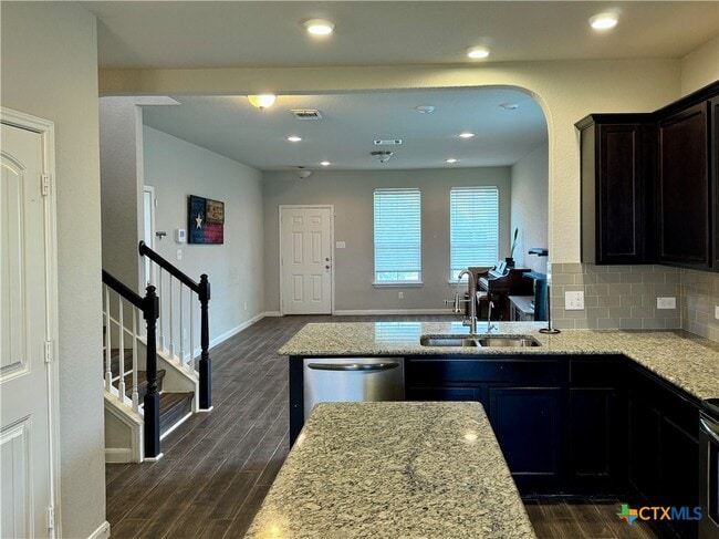 Photo - 942 Pumpkin Rdg