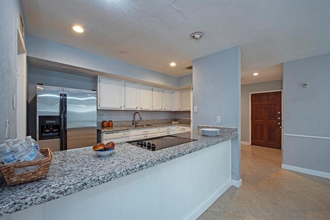 Building Photo - 17306 N Yorkglen Dr