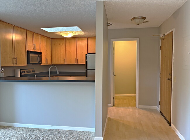 6155 Chasewood Pkwy Unit 202