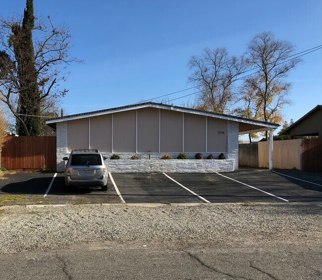 Photo - 1724 Wright St Unit 3