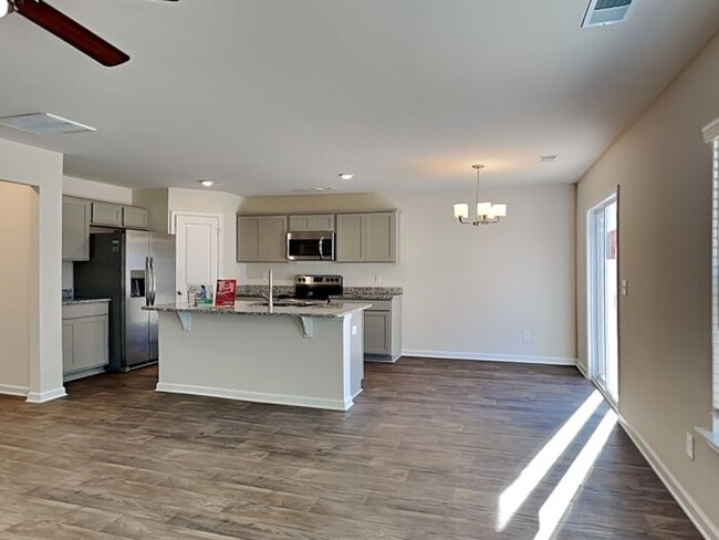 Photo - 114 Boat Clb Ln