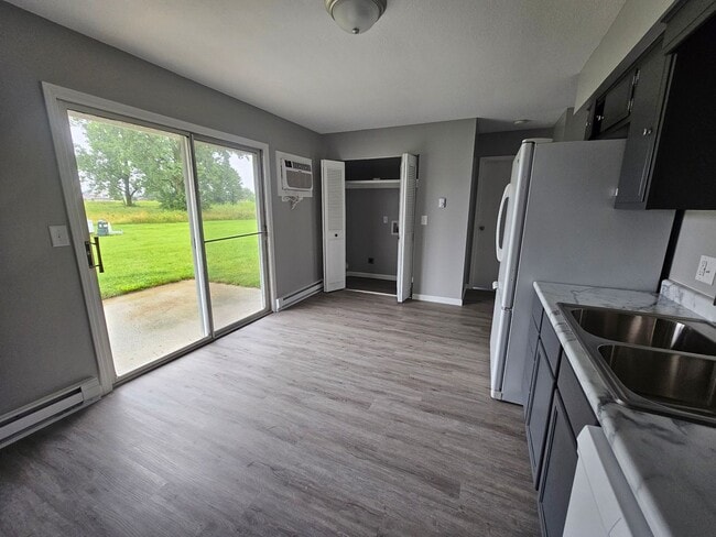 Photo - 1516 Edgewood Dr Unit 1516 Edgewood Dr.