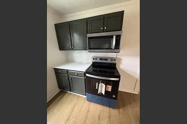 Photo - 200 F St