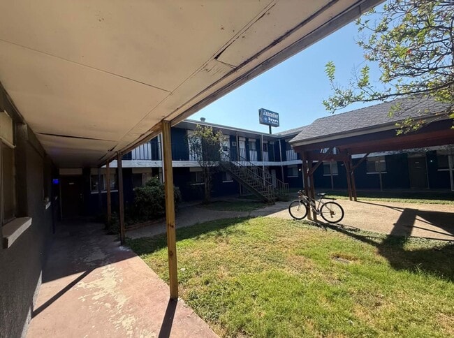 Photo - Cozy, affordable and conveniently located Studio Unit 216 A