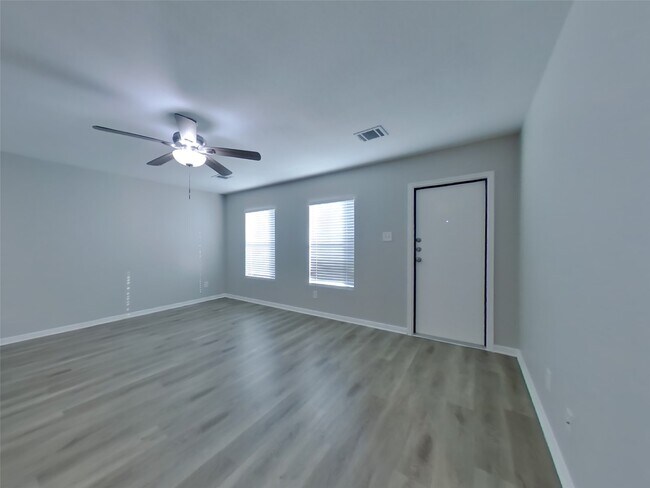 Photo - 15676 Del Norte Dr